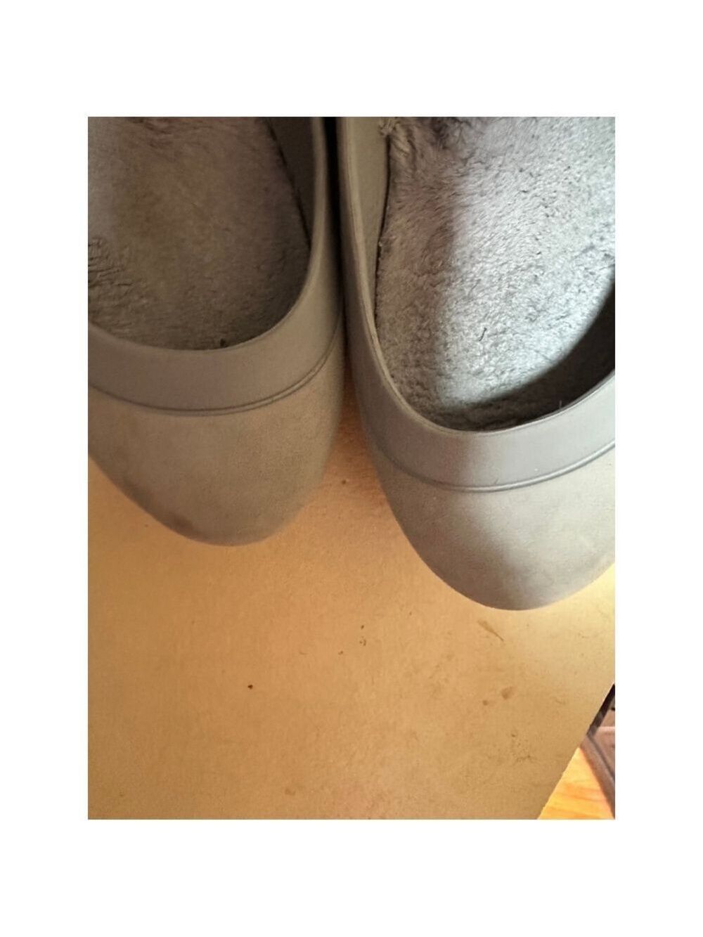 Crocs Mammoth Gray Faux Fur-Lined Ballet Flats Women’s Size 8 - Picture 9 of 11